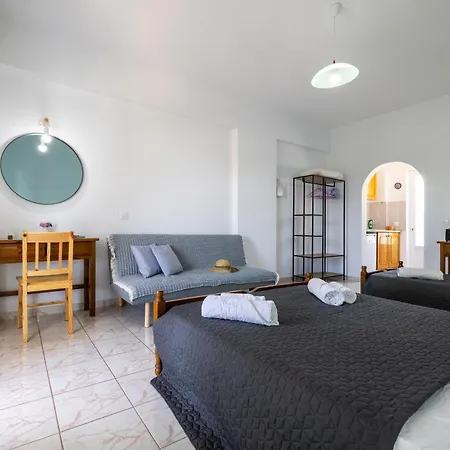 Palm Studios, 350m From Agios Sostis Beach, By Zantewize Appartement