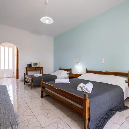 Palm Studios, 350m From Agios Sostis Beach, By Zantewize Apartment *