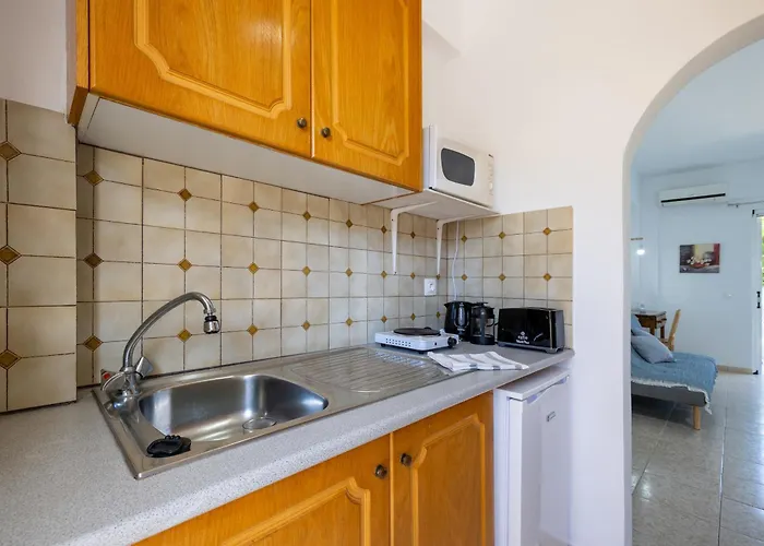 Apartmán Palm Studios, 350m From Agios Sostis Beach, By Zantewize